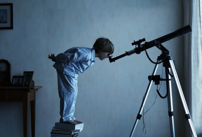 Best Telescope for Kids - KidsGearGuide